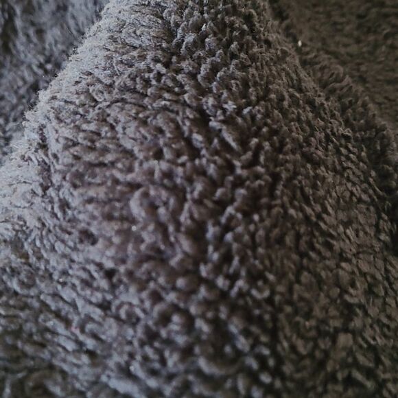 - Be a Fashion Icon with our Streetware Zip up Hoodie Big Apple Sequins - Picture 9 of 9